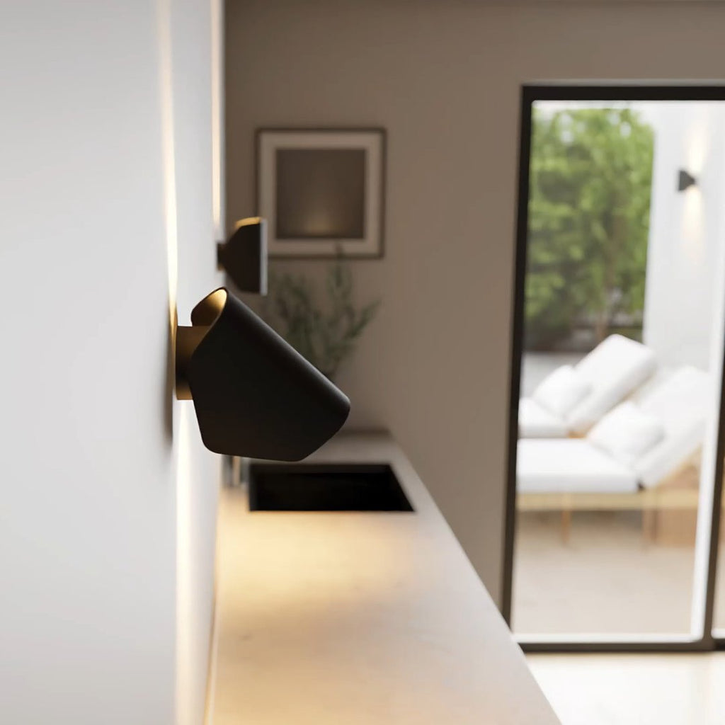 Polaris Outdoor LED Wall Light – Weatherproof Aluminium Design for Modern Exteriors