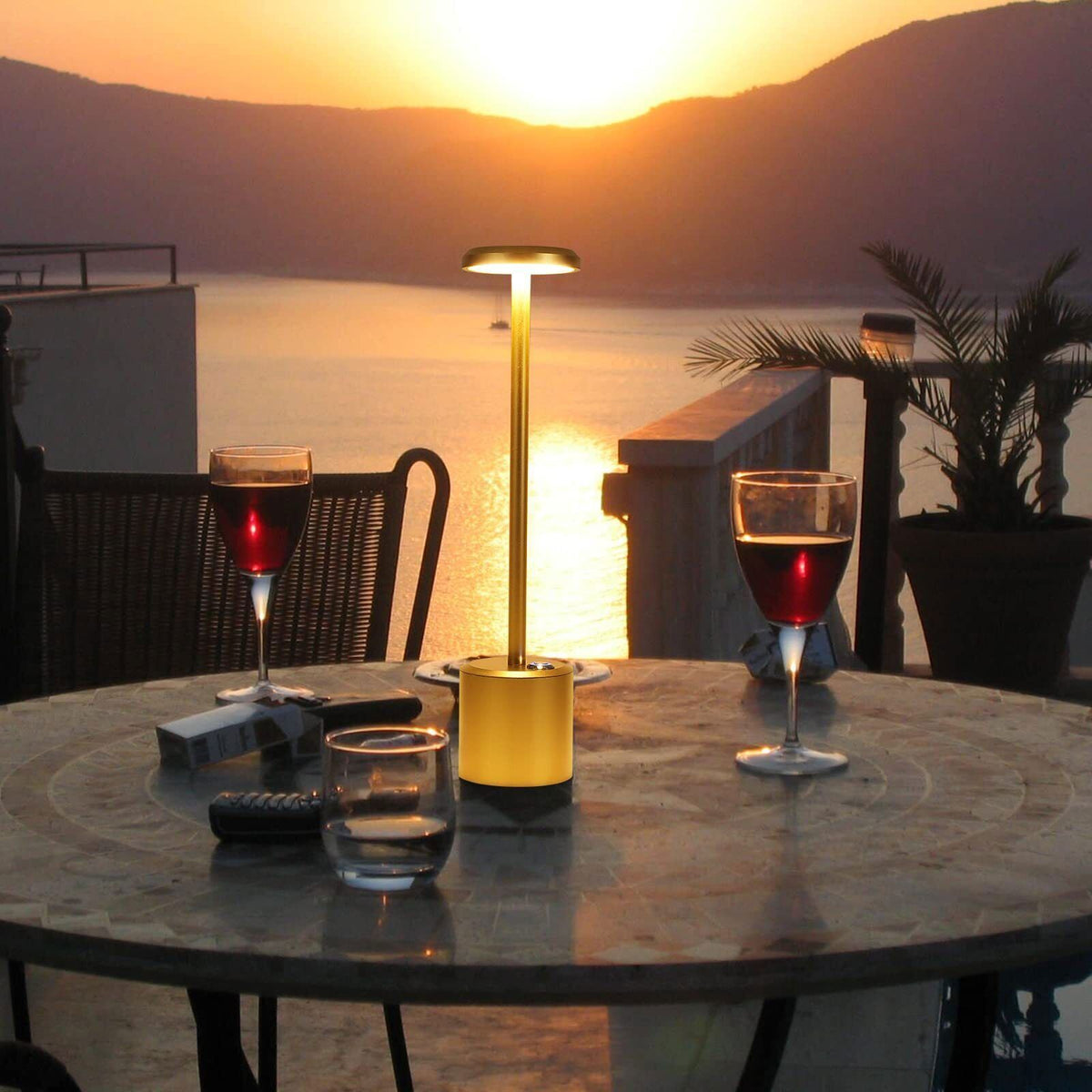 Rechargeable LED Table Lamp