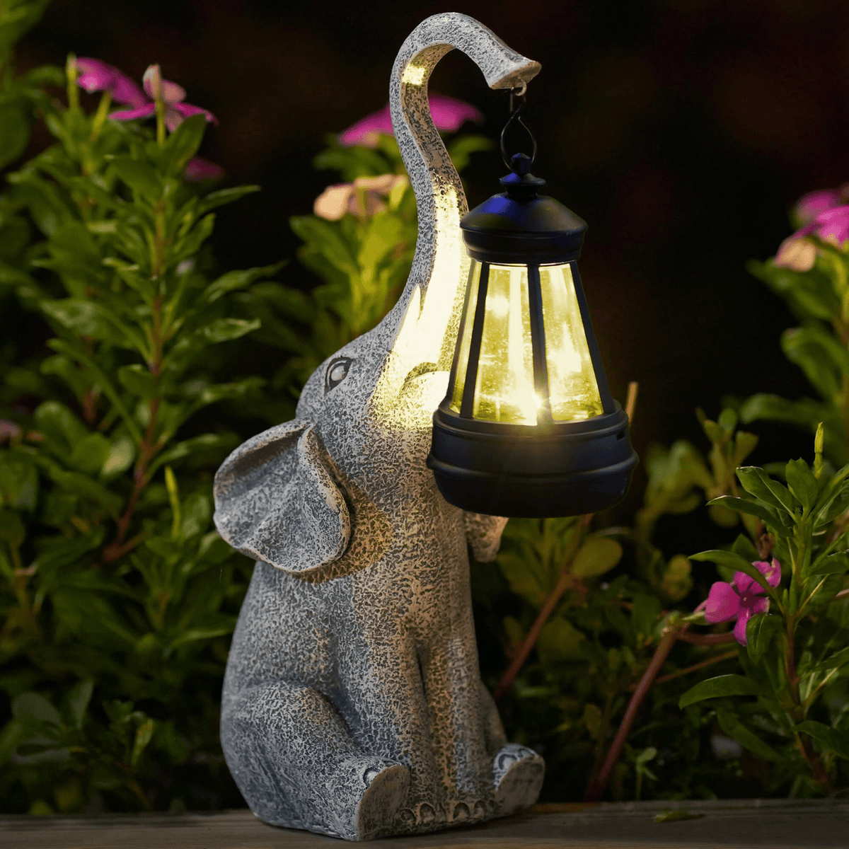 Solar Elephant Garden Light