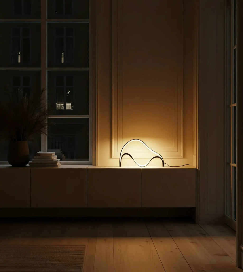 Hera Sculptural Table Lamp