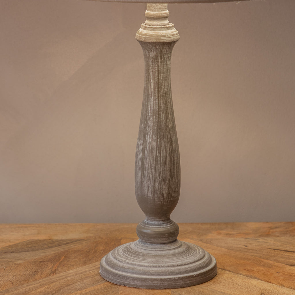 Country Wood Table Lamp