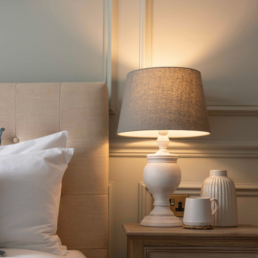 Uthina Table Lamp